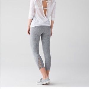 Lululemon true self Crop